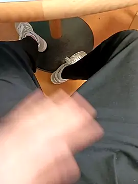 Fun_yacineのライブXXXチャット