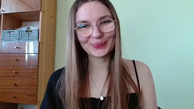 LooveELLYx Chat XXX in diretta