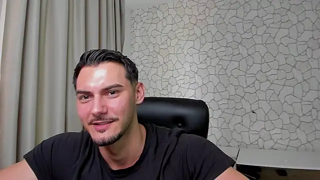 Онлайн чат XXX ClintMasters