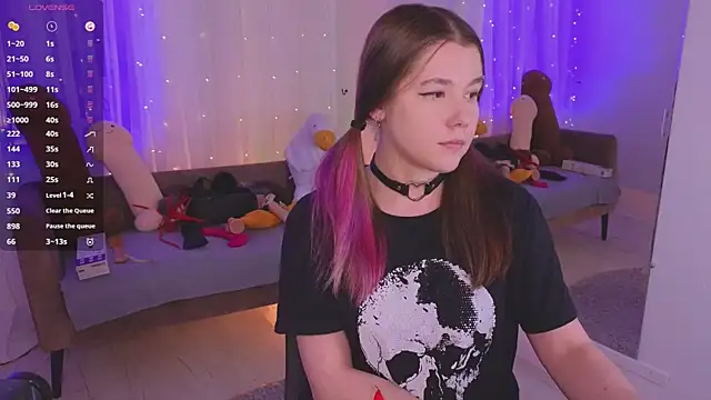 Chat +18 de Mira_Falls ao vivo