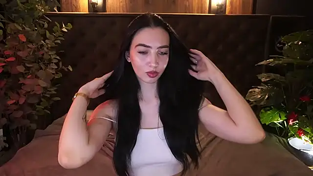 XXX chat uživo modela WildKittenX_