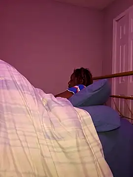 oliviaprettypussy 即時 XXX 聊天