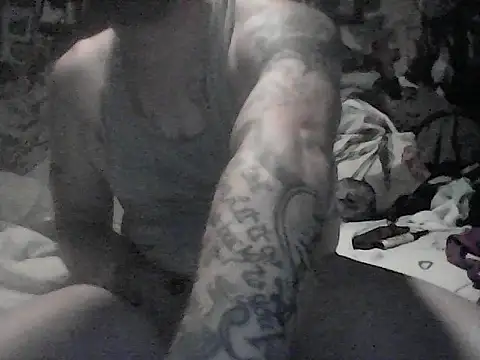 Twoslipperywhenwett – Naživo XXX chat