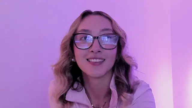 Chat XXX en directo de Laurenn_Sweet