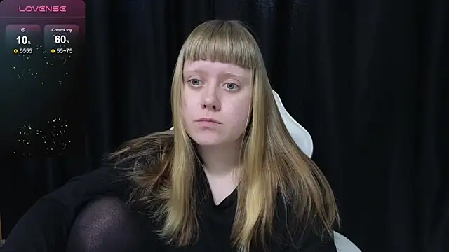 June_shy0 Adlı Modelin Canlı XXX Sohbeti