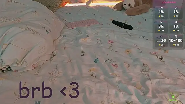 Erytheia Adlı Modelin Canlı XXX Sohbeti