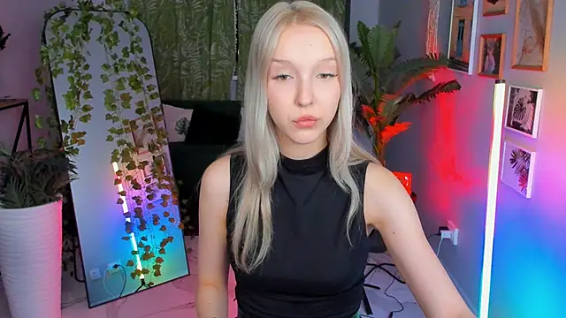 MaoqiBeverly 即時 XXX 聊天