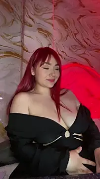 SweetLittleRed Adlı Modelin Canlı XXX Sohbeti