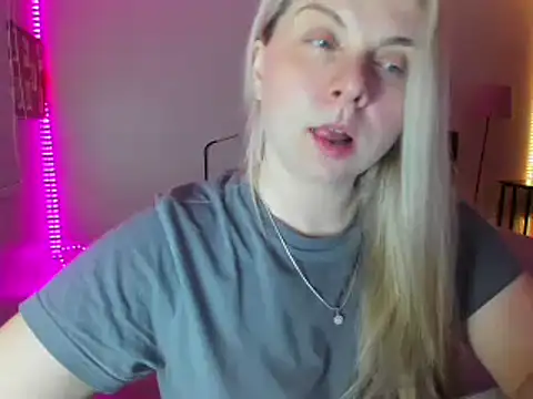 callme_iva webkamerás műsora