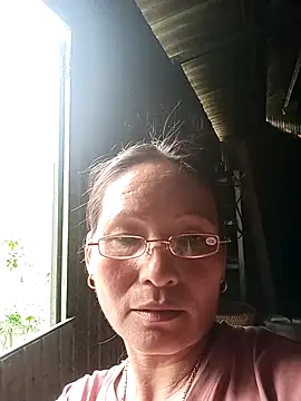 Chat +18 de Cucci07 ao vivo