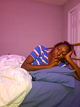 Chat +18 de oliviaprettypussy ao vivo