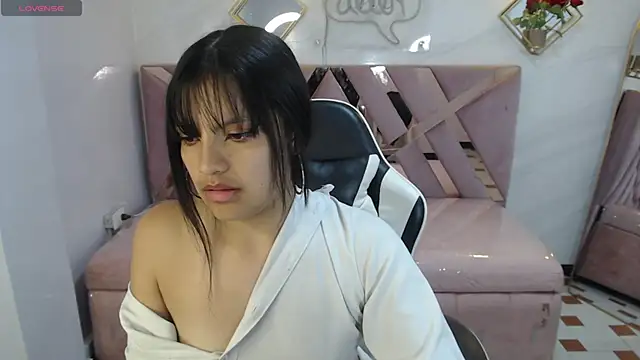 Chat +18 de susan_ch1 ao vivo