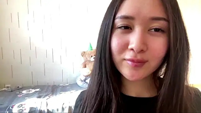 YourMiIa Chat XXX in diretta