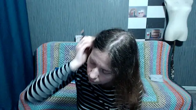 pa1e_pr1ncess: απευθείας συνομιλία ΧΧΧ