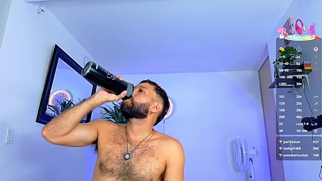 Živý XXX chat fantastic_couple_mens