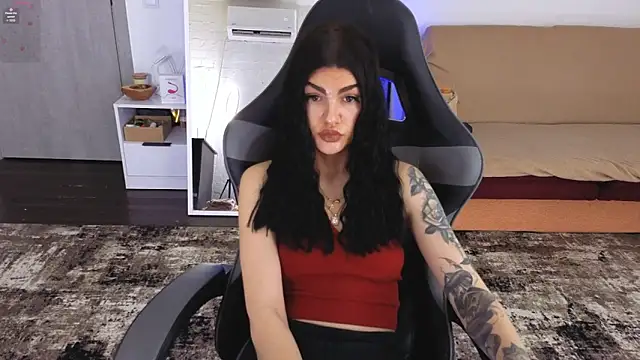 AnacondaOnn Adlı Modelin Canlı XXX Sohbeti