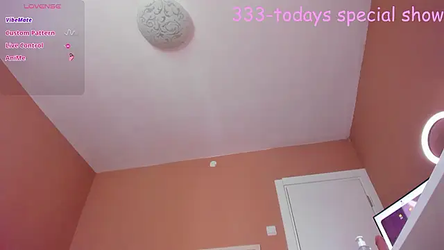 KaylaLaine Webcam show