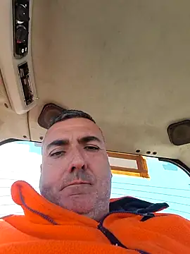 Abelito87 Show in webcam