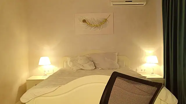 LioraWeiss élő XXX-chatje