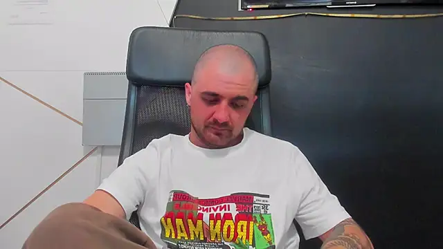 JamesMyerss élő XXX-chatje