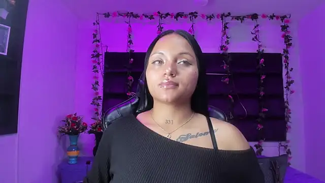 Онлайн чат XXX sweelanna__