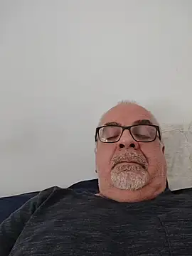 Satiro_Sevilla élő XXX-chatje