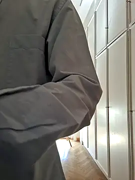 CuteDaddy92 élő XXX-chatje