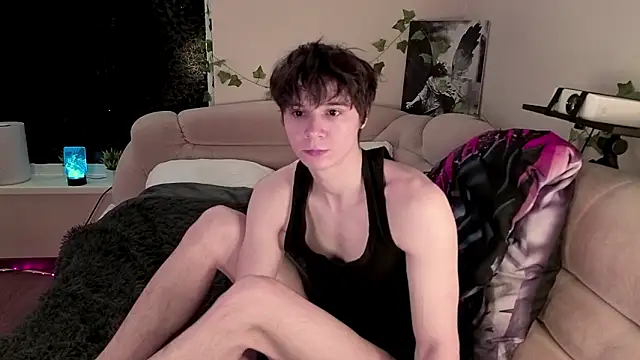 AnthonyCuutie élő XXX-chatje