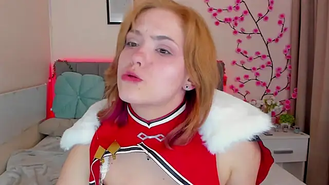 DellaRows Adlı Modelin Canlı XXX Sohbeti