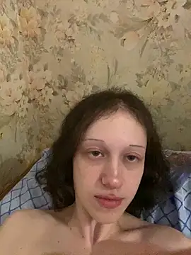 AmanitaXXX69 Adlı Modelin Canlı XXX Sohbeti