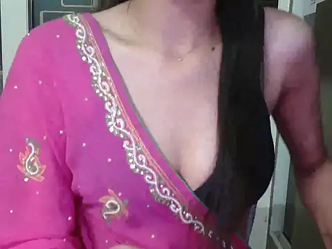 Simreet_22のライブXXXチャット