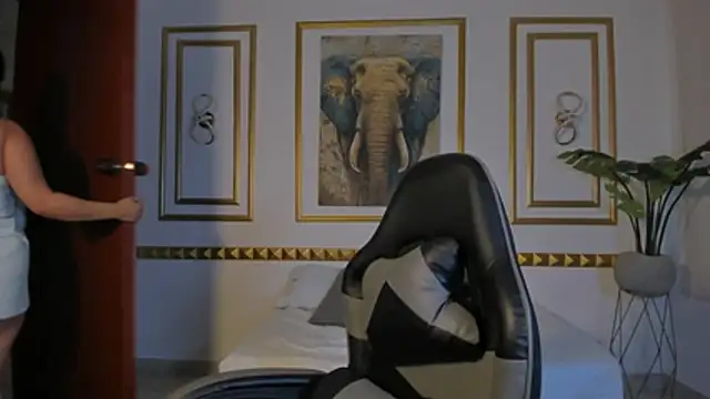 XXX chat uživo modela lia_sexx19