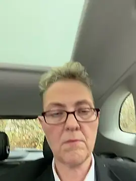 Curvy-Jinx Live XXX-Chat