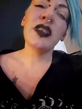 PinkTheHawk Live XXX-Chat