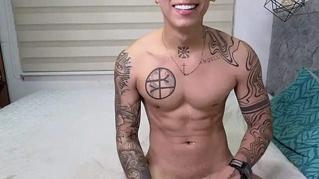 Chat XXX en directo de SIXXTOLOVE18