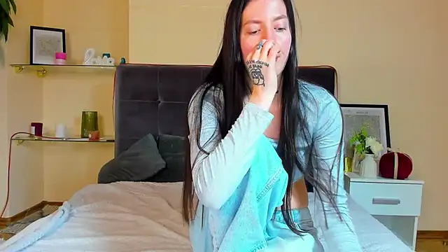 AdrianaCult 라이브 XXX 채팅