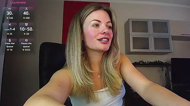 XXX chat uživo modela ladysabotage