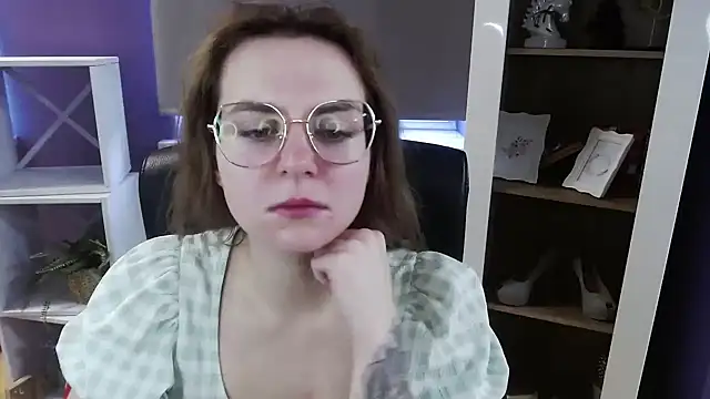 Zoey_Erotic Chat XXX live