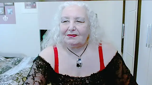 GrannyAlisa: απευθείας συνομιλία ΧΧΧ