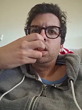 RikCum4uのウェブカメラショー