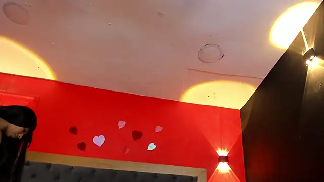 YayaHilton লাইভ XXX চ ্যাট