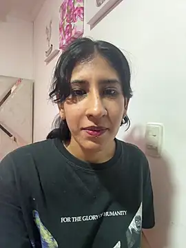 Violet_rousse7 Adlı Modelin Canlı XXX Sohbeti