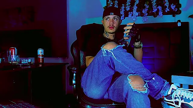 HannibalLester: вебкам-шоу