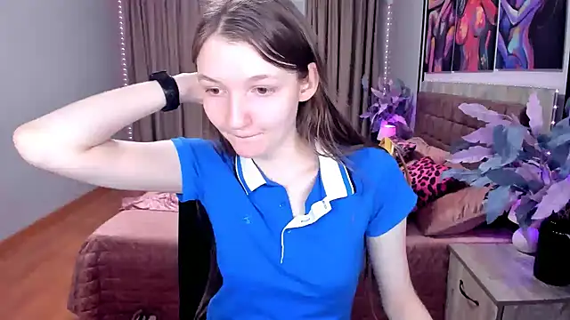 แชท XXX สดของ NikaRain