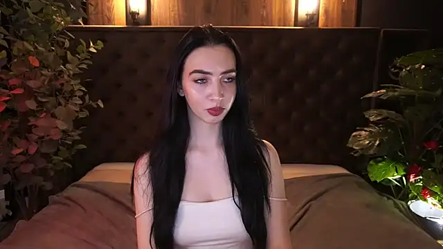 WildKittenX_のライブXXXチャット