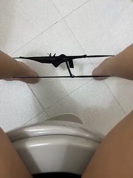 Pokazy przed kamerką – sexxysuzy