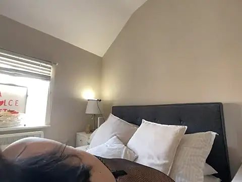 FrancescaXO Adlı Modelin Canlı XXX Sohbeti