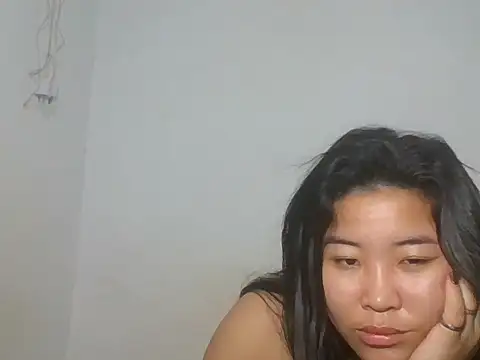 Zyeiii 即時 XXX 聊天