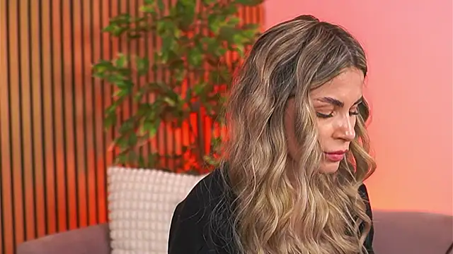 Avril_Cyrus: онлайн-секс-чат