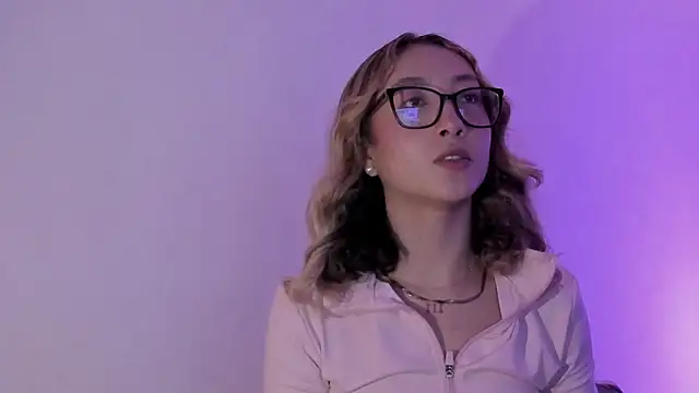 Laurenn_Sweet's Live XXX Chat